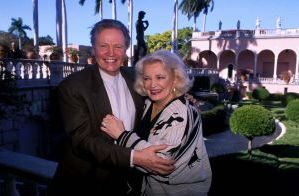 Jon Voight and Gina Rowlands 2001.jpg